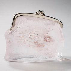 &#8220;glass change purse with mystery contents? YES PLEASE! sculptures by philippa beveridge on the site #todaysartist&#8221;